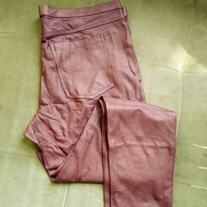 HUE
- NWOT - Vegan Leather Jeggings